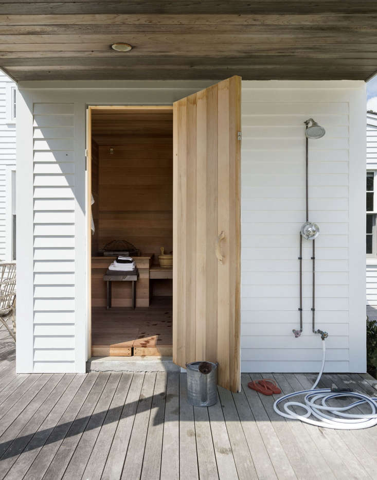 Υπαίθρια ντους Sauna Spa Cape Cod Matthew Williams